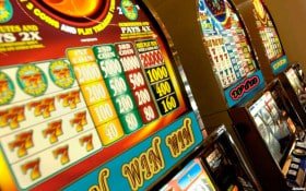 Slot online dengan berbagai tema menarik dan jackpot tinggi di sarang777 Indonesia